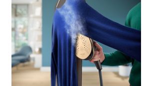 Kills 99.9% bacteria* to refresh and remove odors
