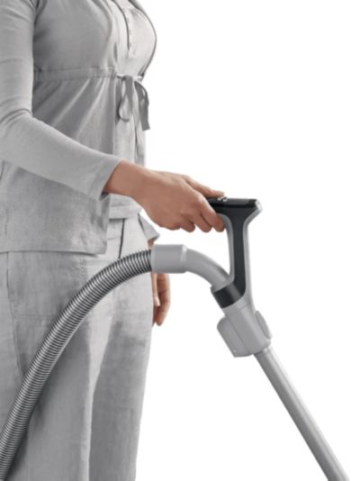 Ergonomically designed ComfortControl handle
