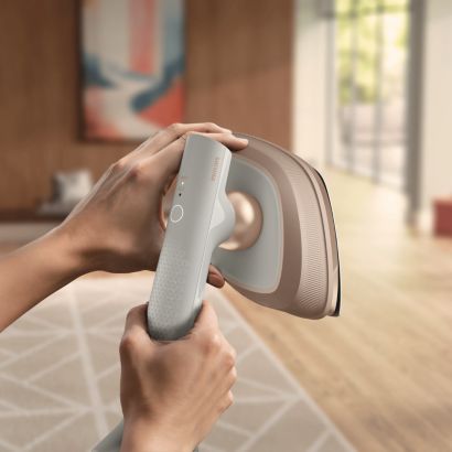 Philips Hibrīdais gludeklis un tvaicētājs