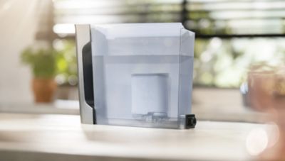 Έως και 5.000 φλιτζάνια** χωρίς ανάγκη αφαλάτωσης χάρη στο AquaClean