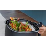 Pirmasis „Airfryer“ priedas skirtas garinti ir kepti maišant