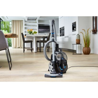 Massima potenza di aspirazione con PowerCyclone 8*
