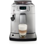 Café expresso e espuma de leite com um só toque