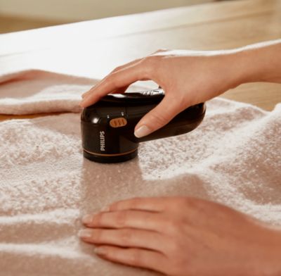 A rotação da lâmina de até 8.800 rotações/min permite a remoção eficaz