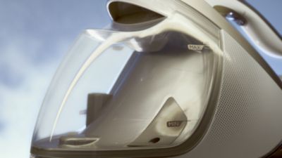 Large detachable water tank for easy refilling