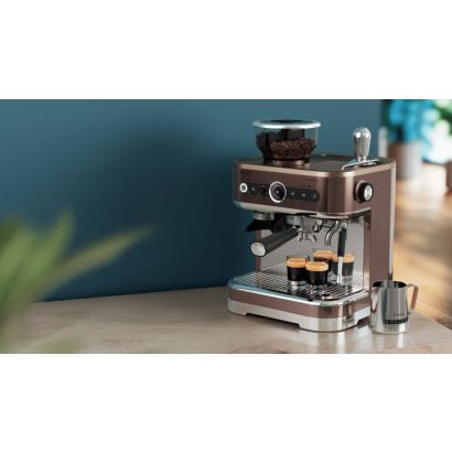 Pratica guida per le tue creazioni a base di caffè come al bar.