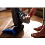 Istočasno sesa, briše in suši