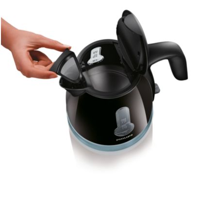 Product in Use Photo Philips Daily Collection Mini kettle