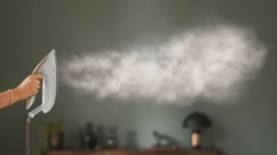 Võimas aur kortsude eemaldamiseks