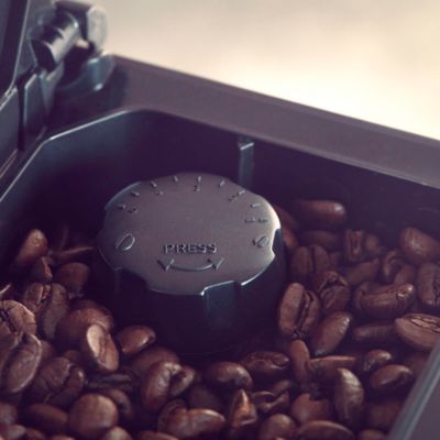 Regulējiet daudzumu un 5 dzirnaviņu iestatījumus