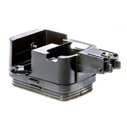 Melns piena karafes vāciņš