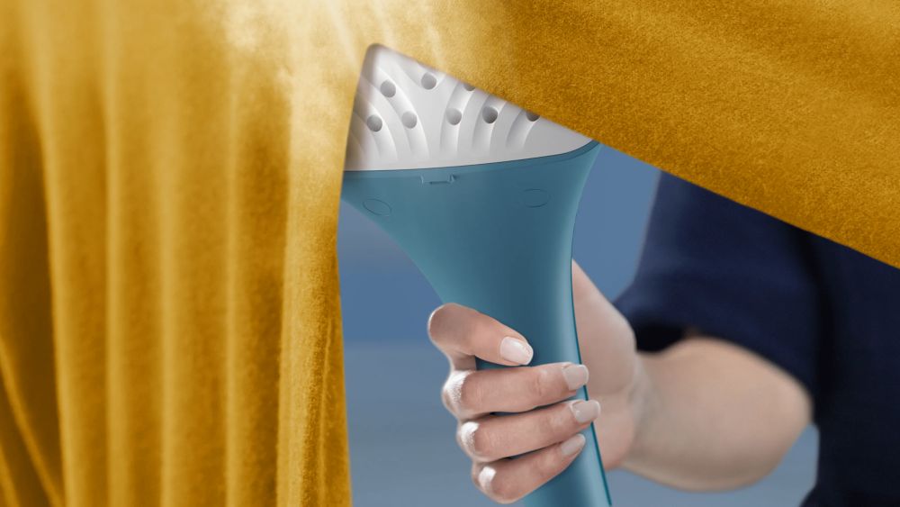 Kills 99.9% of bacteria and dust mites* to refresh garments