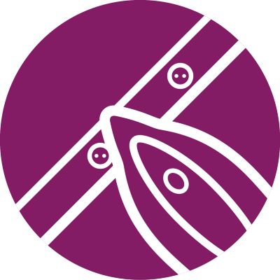 La ranura para botones acelera el planchado en zonas con botones y costuras