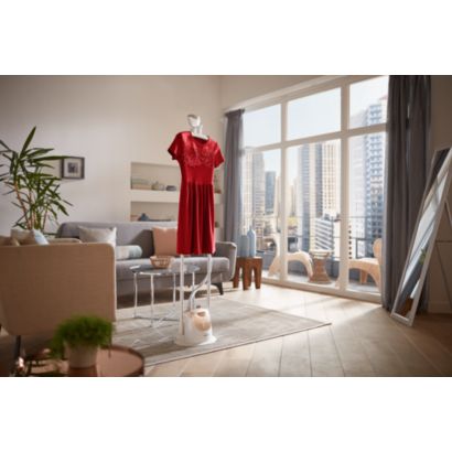 Main in-use photograph Philips Easy Touch Garment Steamer GC509/18