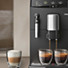 Leckerer Kaffee aus frischen Bohnen – auf Knopfdruck
