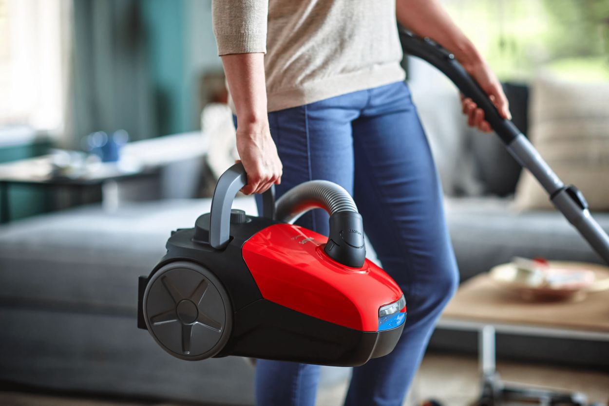 2000 Series Bagged vacuum cleaner FC8293/61 | Philips